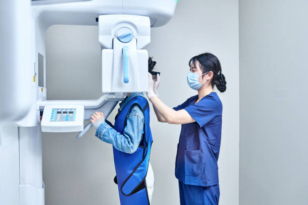 Best Emergency Treatment for Dental Infections or Abscesses in Grandview Plaza, KS